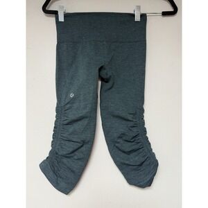 Lululemon Women's Teal‎ Cropped Leggings *No Size Please Look At Measurements*